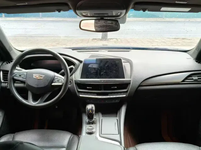Cadillac CT5 — Фото автомобиля 4