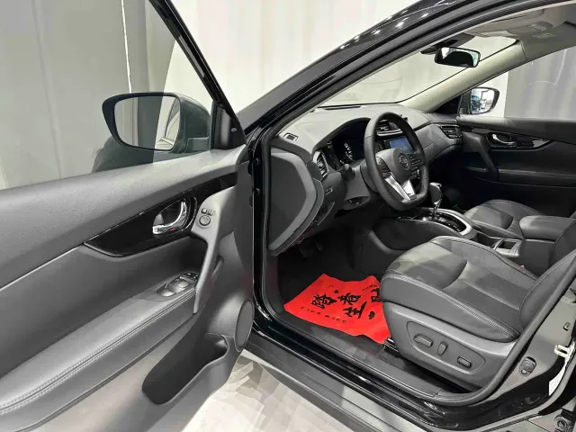 Nissan X-Trail — Фото автомобиля 7