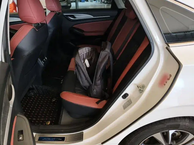 Changan Eado — Фото автомобиля 16