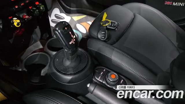 MINI Cooper — Фото автомобиля 12