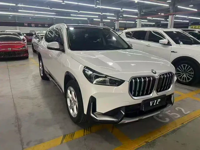 BMW X1 — Фото автомобиля 3