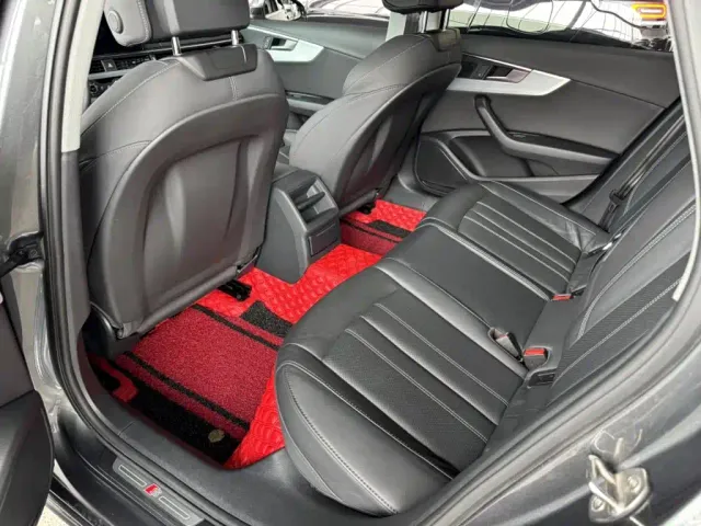 Audi A4L — Фото автомобиля 16