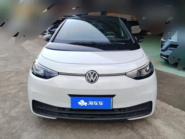Volkswagen ID.3 — Фото автомобиля 2