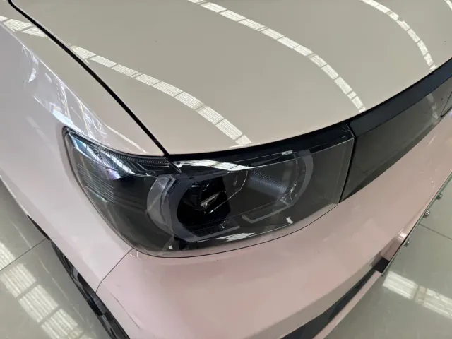 Wuling Hongguang Mini EV — Фото автомобиля 12