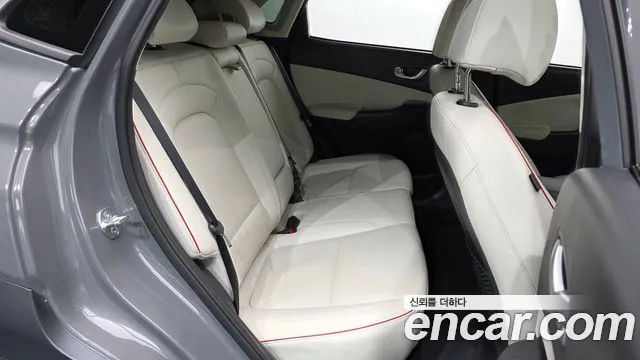 Hyundai Kona — Фото автомобиля 18