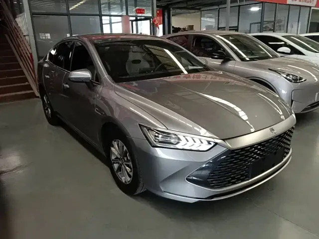 BYD Qin PLUS — Фото автомобиля 3