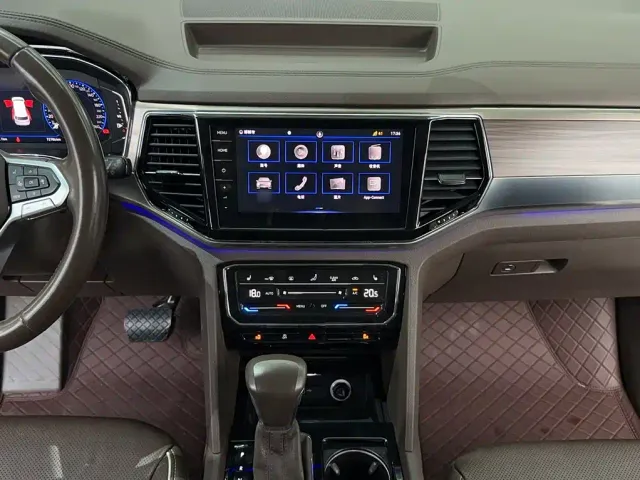 Volkswagen Viloran 2020 380TSI Premium — Фото автомобиля 4