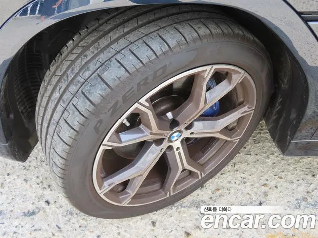 BMW X6 xDrive40i M Sport — Фото автомобиля 20