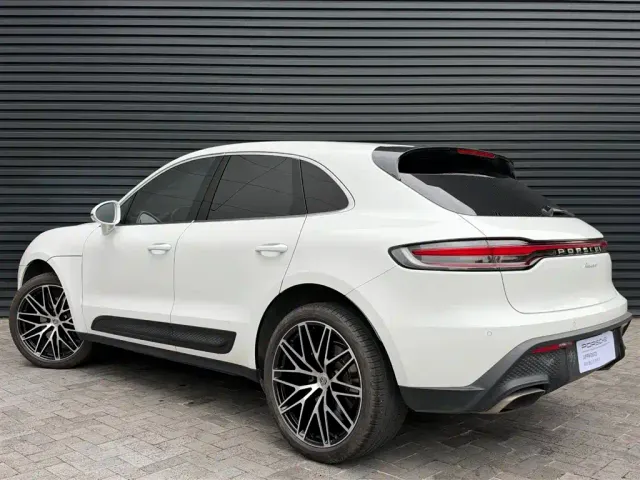 Porsche Macan — Фото автомобиля 3