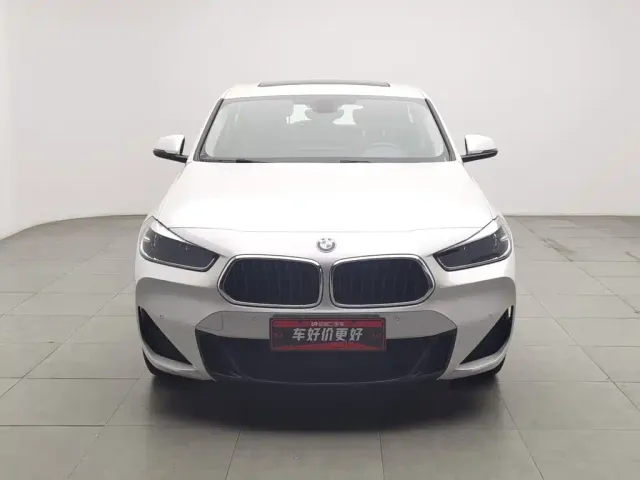 BMW X2 — Фото автомобиля 3