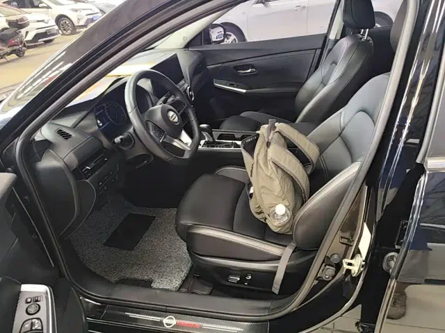 Nissan Sylphy — Фото автомобиля 14