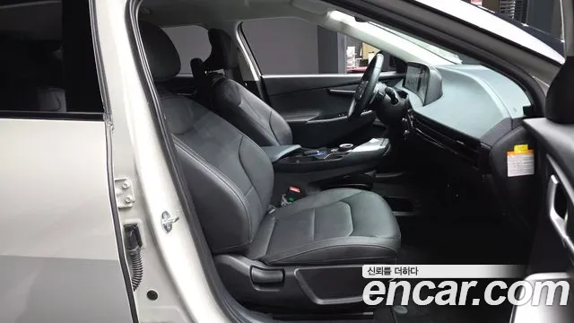 Kia EV6 — Фото автомобиля 16
