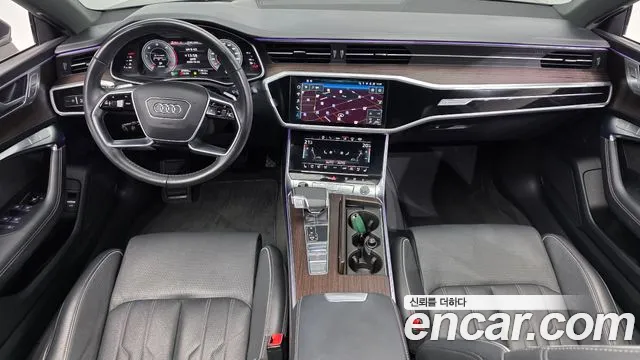 Audi A7 4K — Фото автомобиля 10