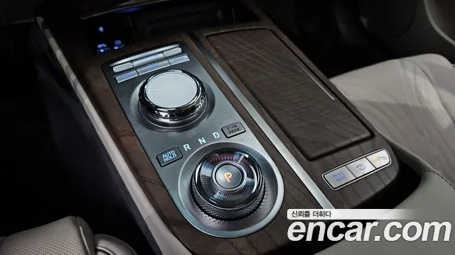 Genesis G80 RG3 — Фото автомобиля 12