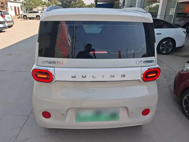 Wuling Hongguang Mini EV — Фото автомобиля 5