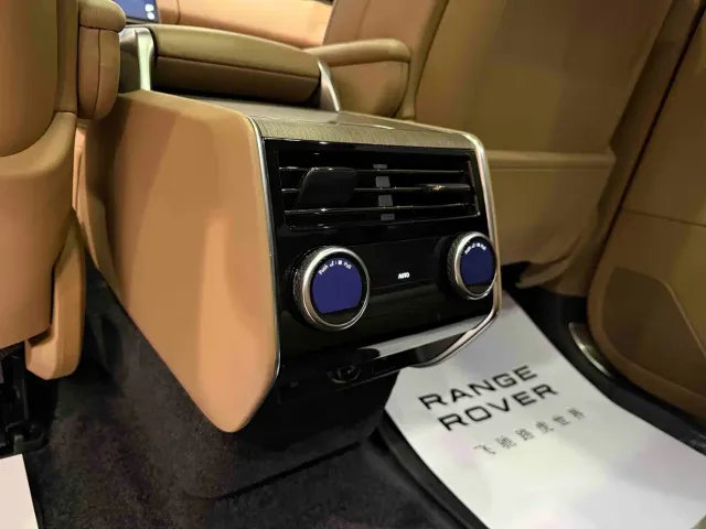 Land Rover Range Rover — Фото автомобиля 18