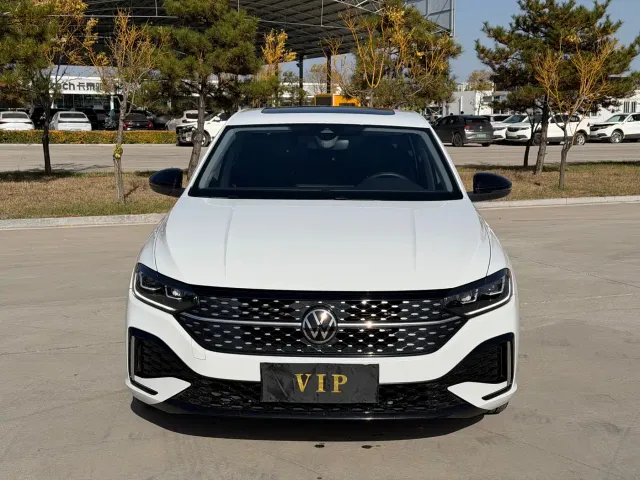 Volkswagen Lavida — Фото автомобиля 3