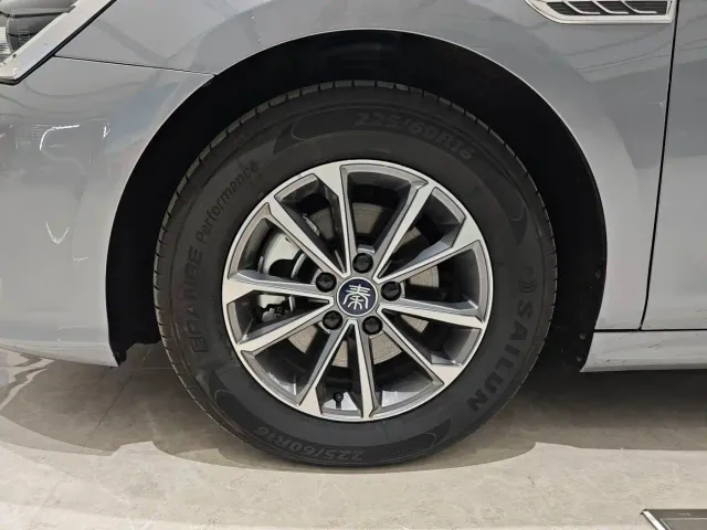 BYD Qin PLUS — Фото автомобиля 16