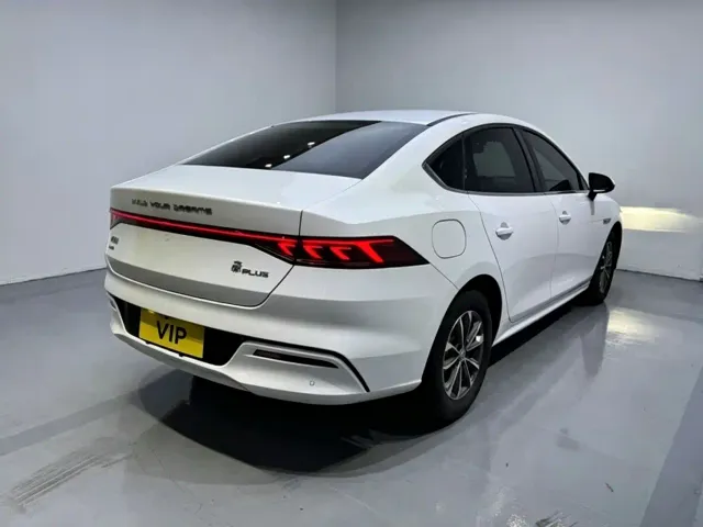BYD Qin PLUS — Фото автомобиля 5