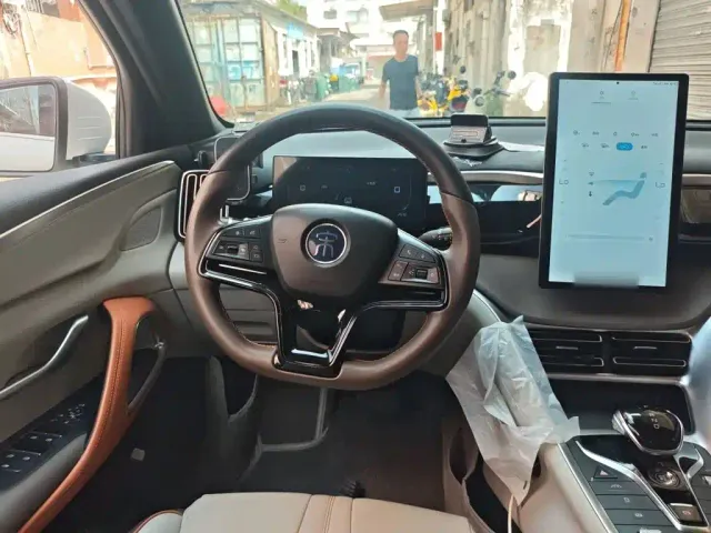 BYD Song Pro — Фото автомобиля 6