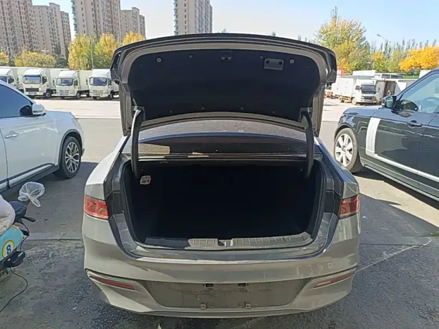 BYD Qin PLUS — Фото автомобиля 18