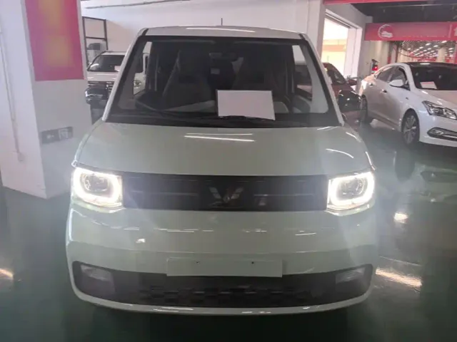 Wuling Hongguang Mini EV — Фото автомобиля 2