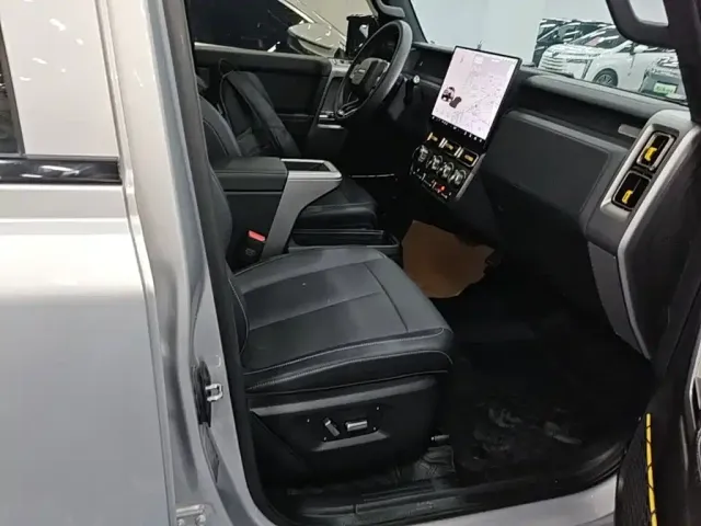 iCAR V23 — Фото автомобиля 24
