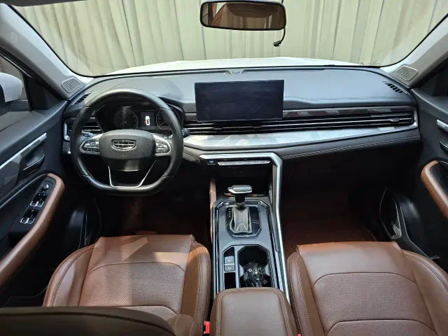 Geely Vision X6 — Фото автомобиля 12