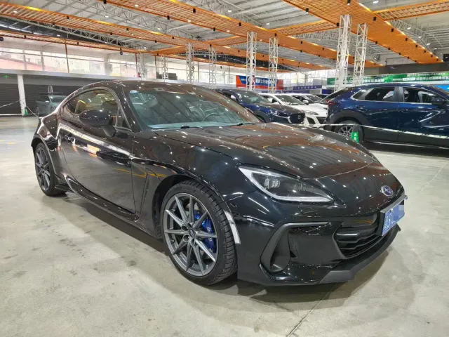 Subaru BRZ — Фото автомобиля 3