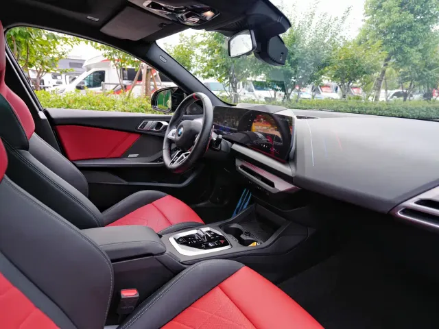 BMW M235L — Фото автомобиля 9