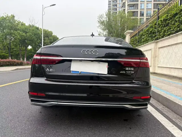 Audi A6L — Фото автомобиля 4