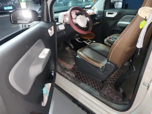 Wuling Hongguang Mini EV — Фото автомобиля 9