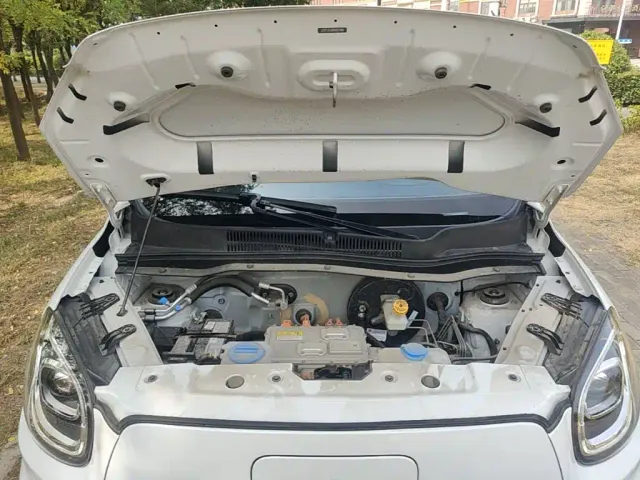 Leapmotor T03 — Фото автомобиля 19