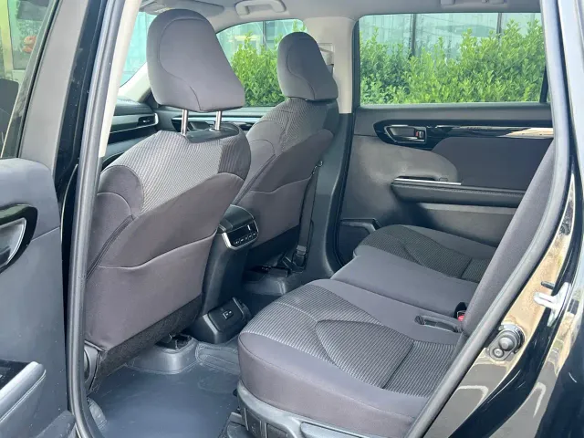 Toyota Highlander — Фото автомобиля 16