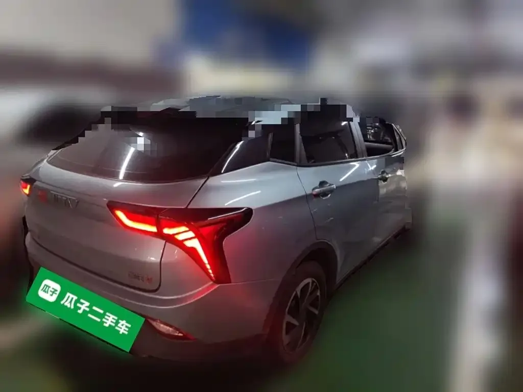 Nezha Auto Nezha V 2021 Long Range Industry Custom Edition — Фото автомобиля 4