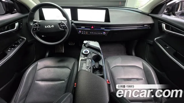Kia EV6 — Фото автомобиля 10