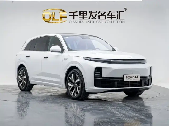 Li Auto L7 — Фото автомобиля 5