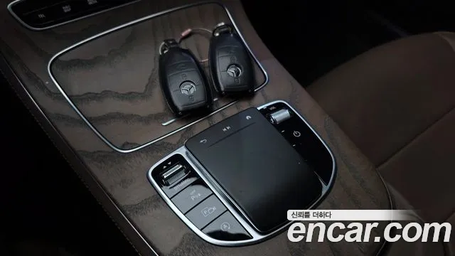 Mercedes-Benz E-Class W213 — Фото автомобиля 23