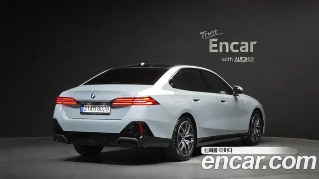 BMW 5-Series — Фото автомобиля 2