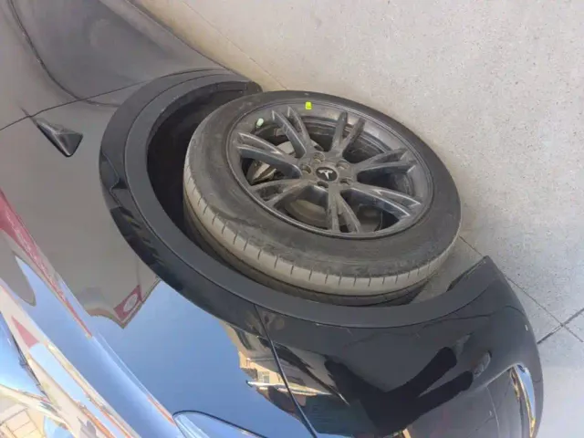 Tesla Model Y — Фото автомобиля 22