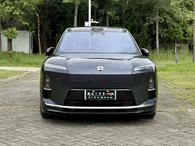 Nio ES8 — Фото автомобиля 2