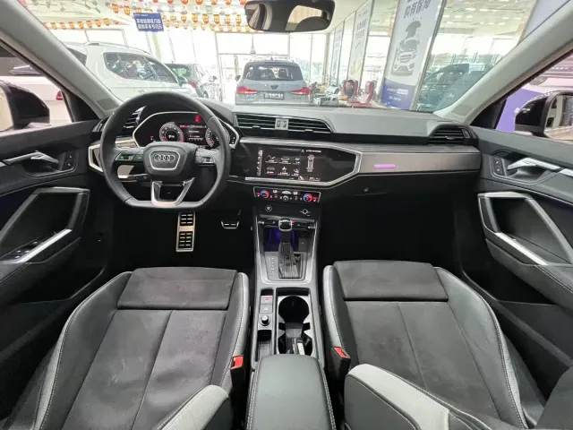 Audi Q3 — Фото автомобиля 8