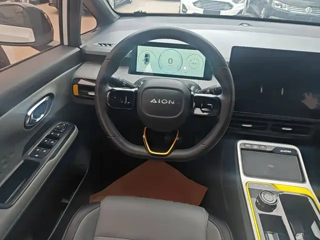 GAC Aion Y — Фото автомобиля 10