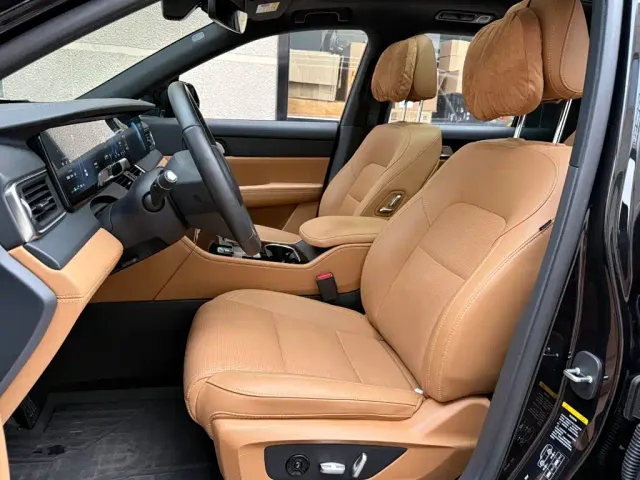 Li Auto ONE — Фото автомобиля 6