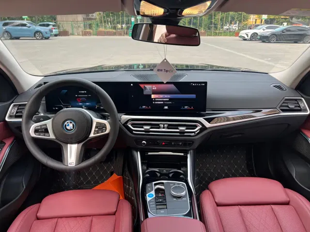 BMW i3 — Фото автомобиля 5