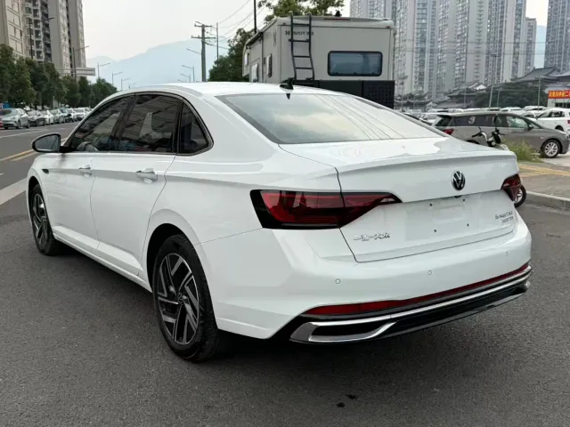Volkswagen Sagitar — Фото автомобиля 11