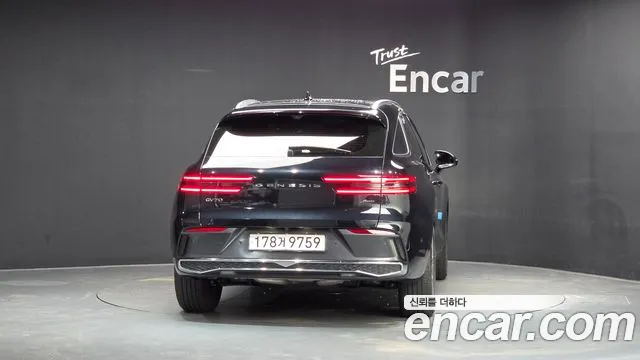 Genesis GV70 — Фото автомобиля 4