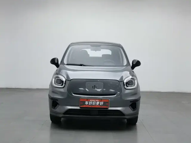Leapmotor T03 — Фото автомобиля 3