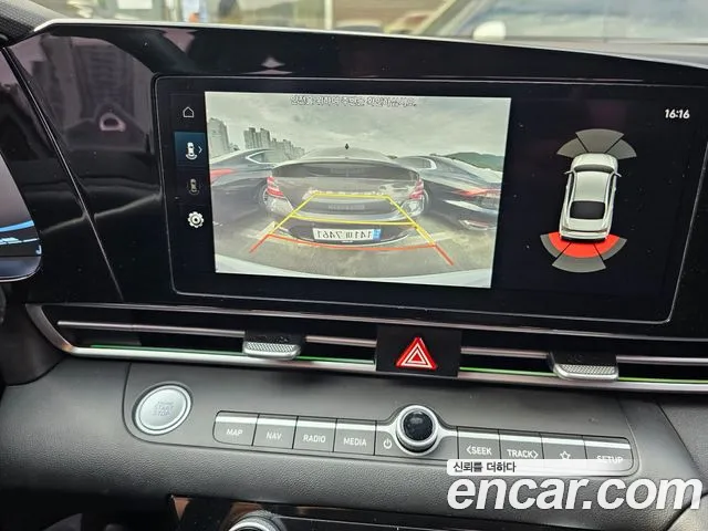 Hyundai Avante CN7 — Фото автомобиля 12