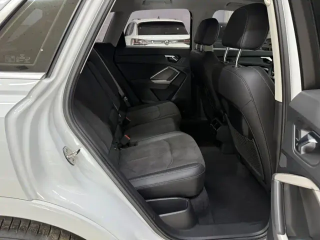 Audi Q3 — Фото автомобиля 22